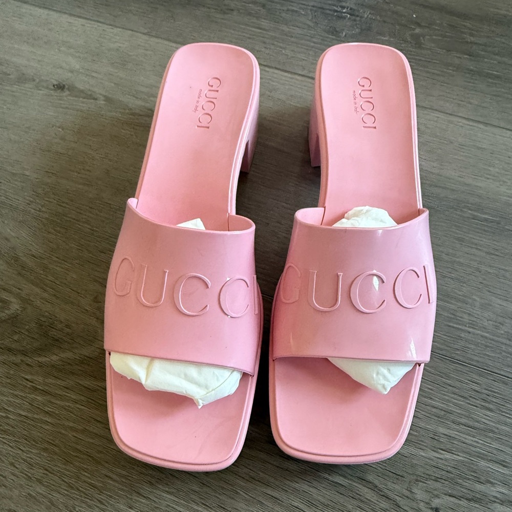 Gucci Woman’s Shoe Pink  Embossed Logo Mules woman’s 41 - Picture 4 of 6